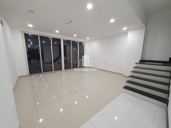 CHO THUÊ SHOPHOUSE SARITOWN 88 M2 CHỈ 32 TRIỆU ĐẸP NHẤT SALA