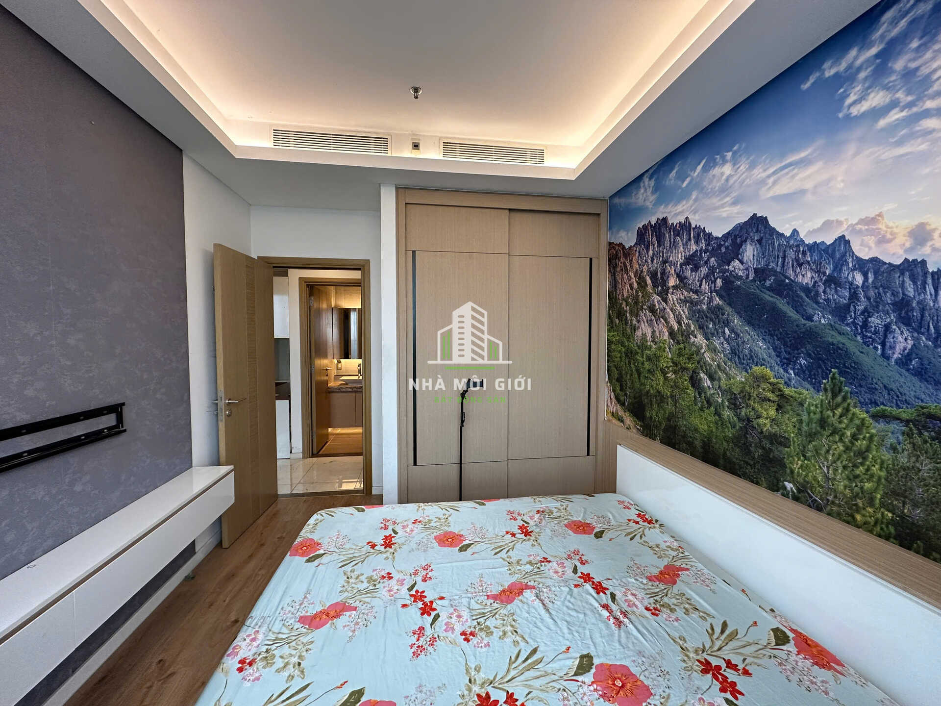 BÁN CĂN HỘ 3PN SALA SARINA (CĂN GÓC) FULL NỘI THẤT GIÁ 16,5 TỶ (TL) BÁN CĂN HỘ 3PN SALA SARINA (CĂN GÓC) FULL NỘI THẤT GIÁ 16,5 TỶ (TL)