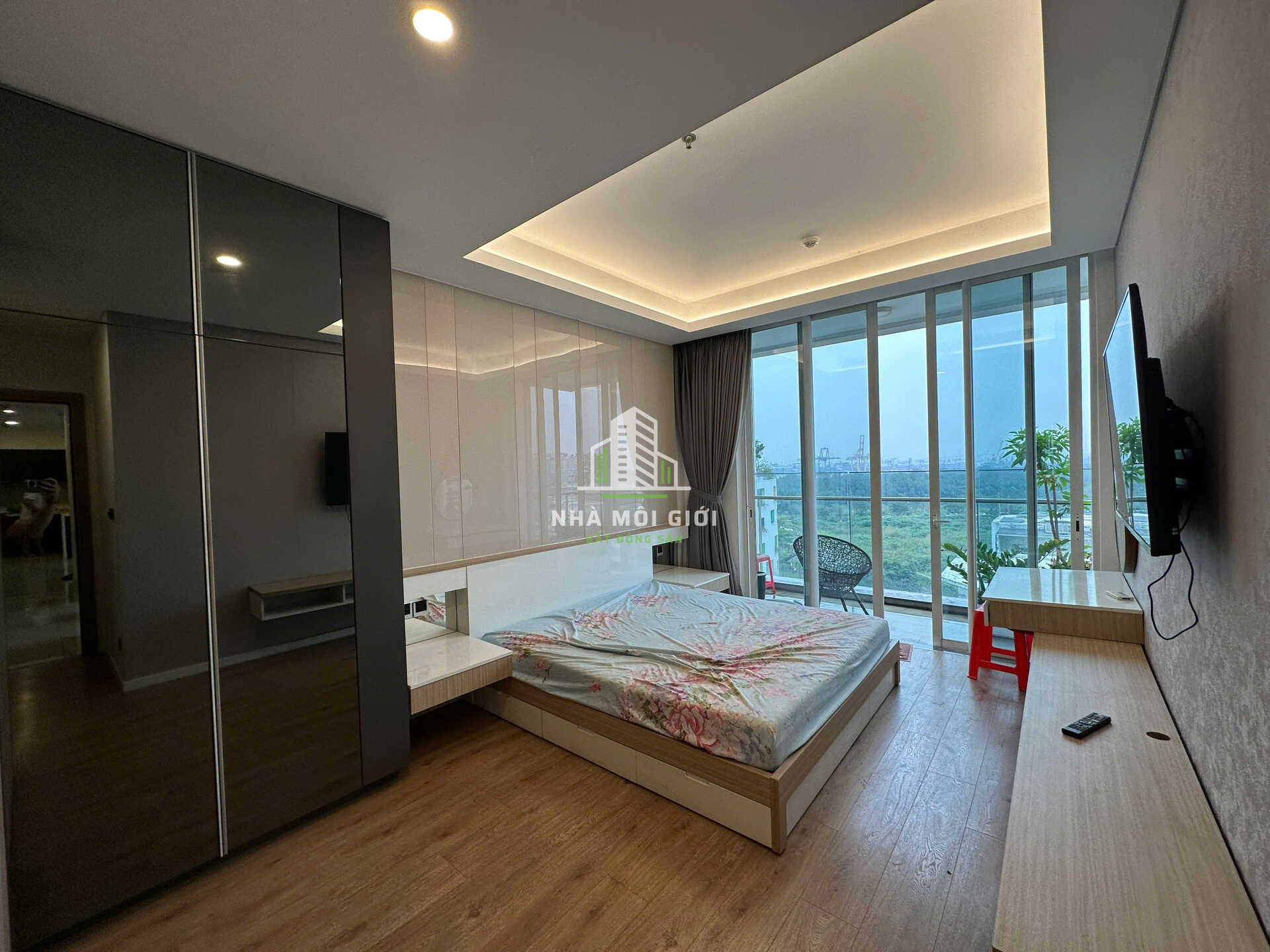 BÁN CĂN HỘ 3PN SALA SARINA (CĂN GÓC) FULL NỘI THẤT GIÁ 16,5 TỶ (TL) BÁN CĂN HỘ 3PN SALA SARINA (CĂN GÓC) FULL NỘI THẤT GIÁ 16,5 TỶ (TL)