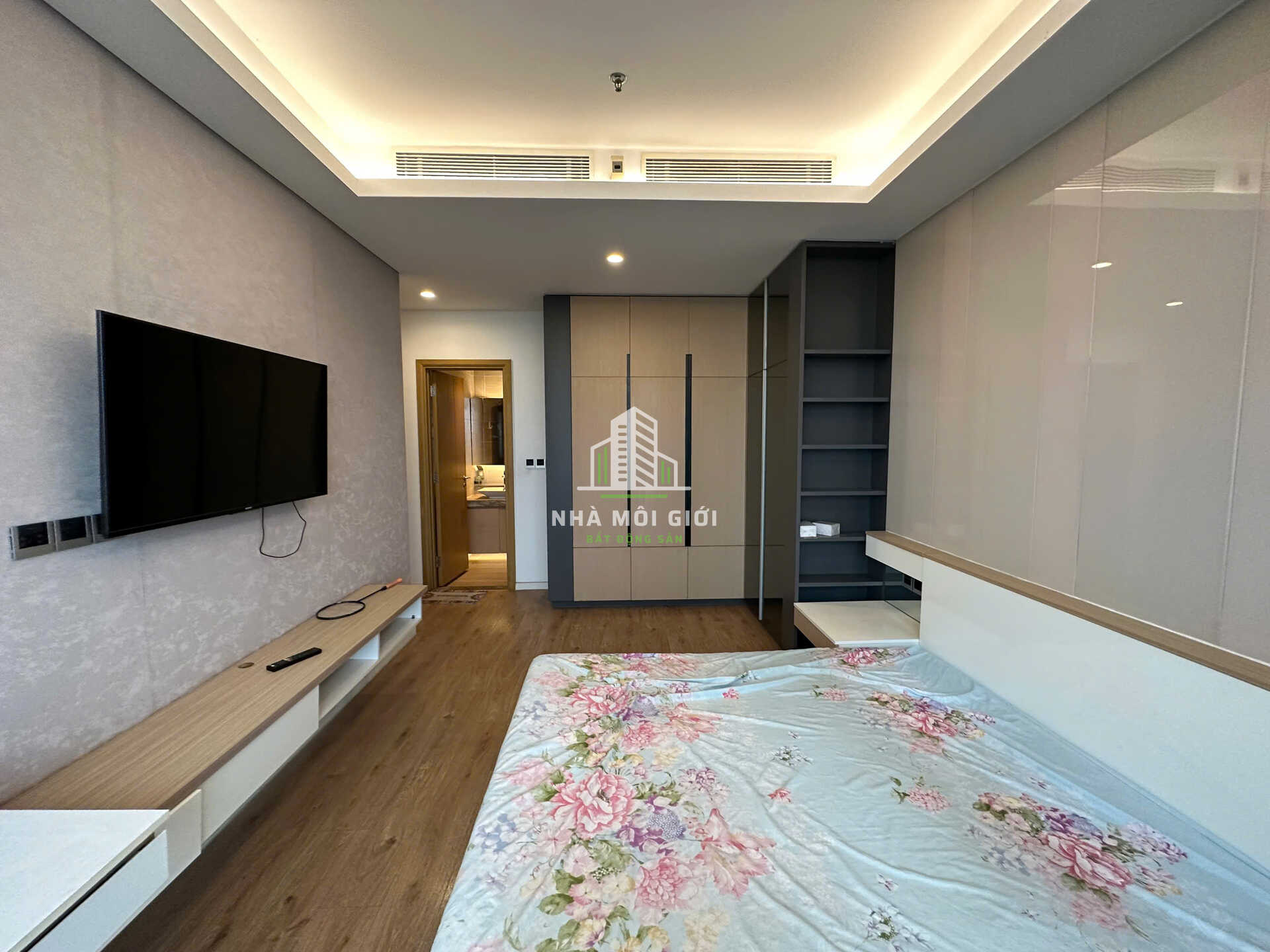 BÁN CĂN HỘ 3PN SALA SARINA (CĂN GÓC) FULL NỘI THẤT GIÁ 16,5 TỶ (TL) BÁN CĂN HỘ 3PN SALA SARINA (CĂN GÓC) FULL NỘI THẤT GIÁ 16,5 TỶ (TL)