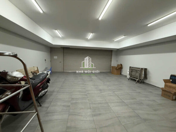 Cho thuê nguyên căn shophouse MT Nguyễn Cơ Thạch DTSD gần 700m2 full nội thất cao cấp