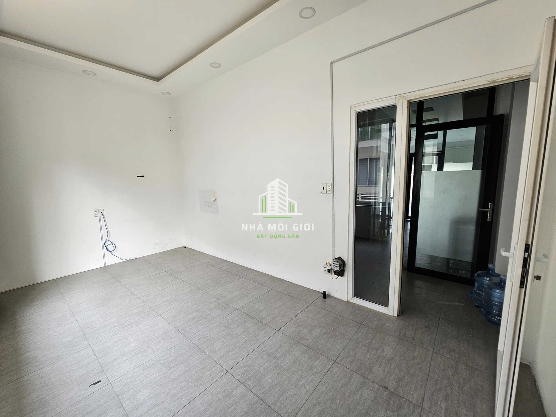 Cho thuê sàn văn phòng tầng 3 shophouse Saritown, 85m2, KDT Sala - giá 27 triệu Cho thuê sàn văn phòng tầng 3 shophouse Saritown, 85m2, KDT Sala - giá 27 triệu