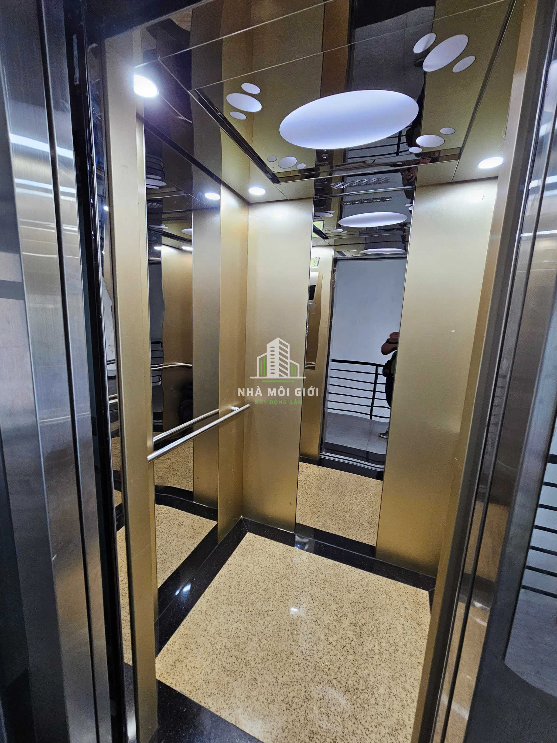 Cho thuê sàn văn phòng tầng 3 shophouse Saritown, 85m2, KDT Sala - giá 27 triệu Cho thuê sàn văn phòng tầng 3 shophouse Saritown, 85m2, KDT Sala - giá 27 triệu