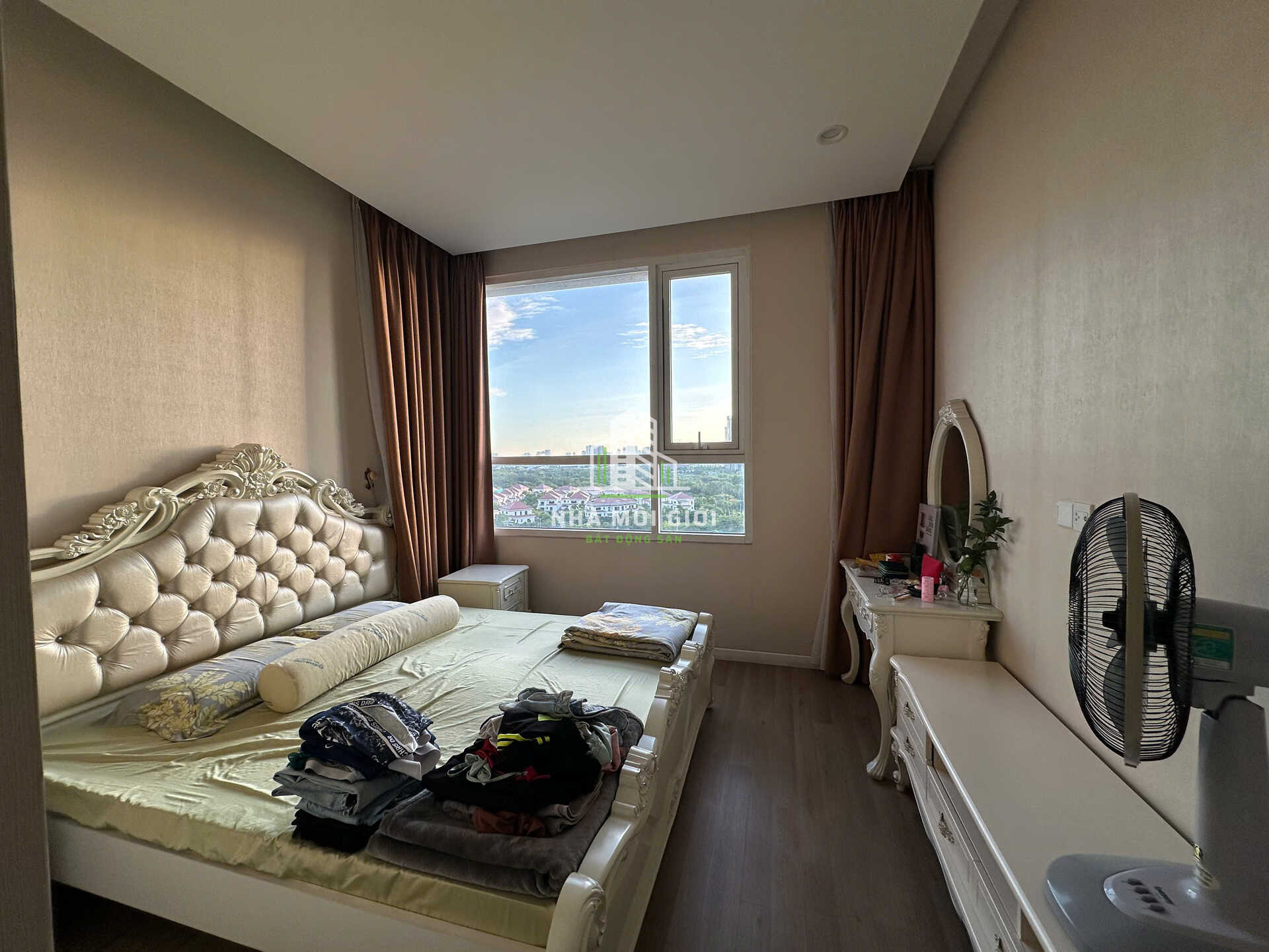 Tuyệt phẩm Sarimi căn góc view "panorama" toàn cảnh Quận 1, đón trọn mùa pháo hoa cần Cho Thuê Tuyệt phẩm Sarimi căn góc view "panorama" toàn cảnh Quận 1, đón trọn mùa pháo hoa cần Cho Thuê