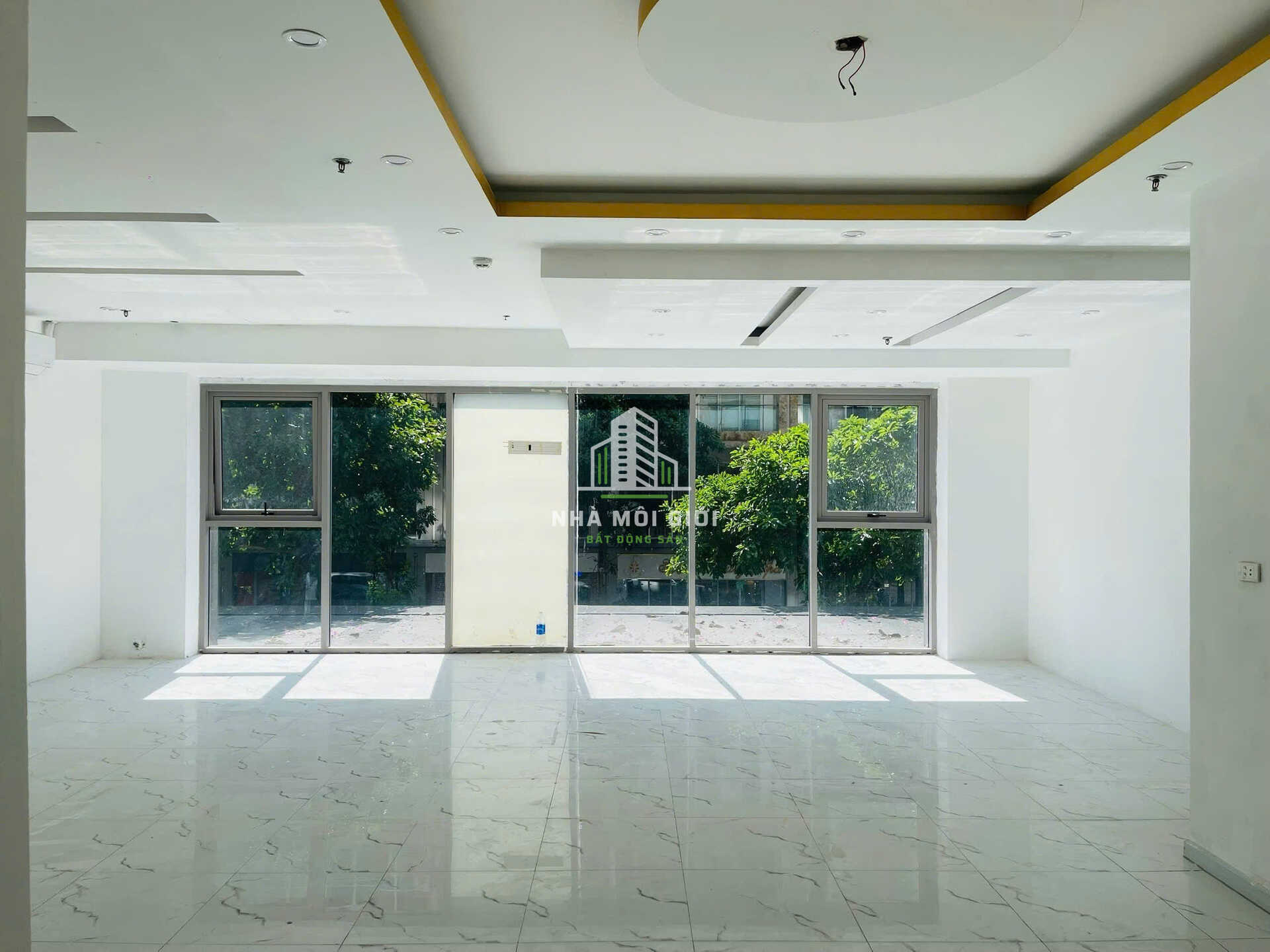 SHOPHOUSE SARINA CHO THUÊ NGUYÊN CĂN GIÁ 100 TRIỆU/THÁNG SHOPHOUSE SARINA CHO THUÊ NGUYÊN CĂN GIÁ 100 TRIỆU/THÁNG