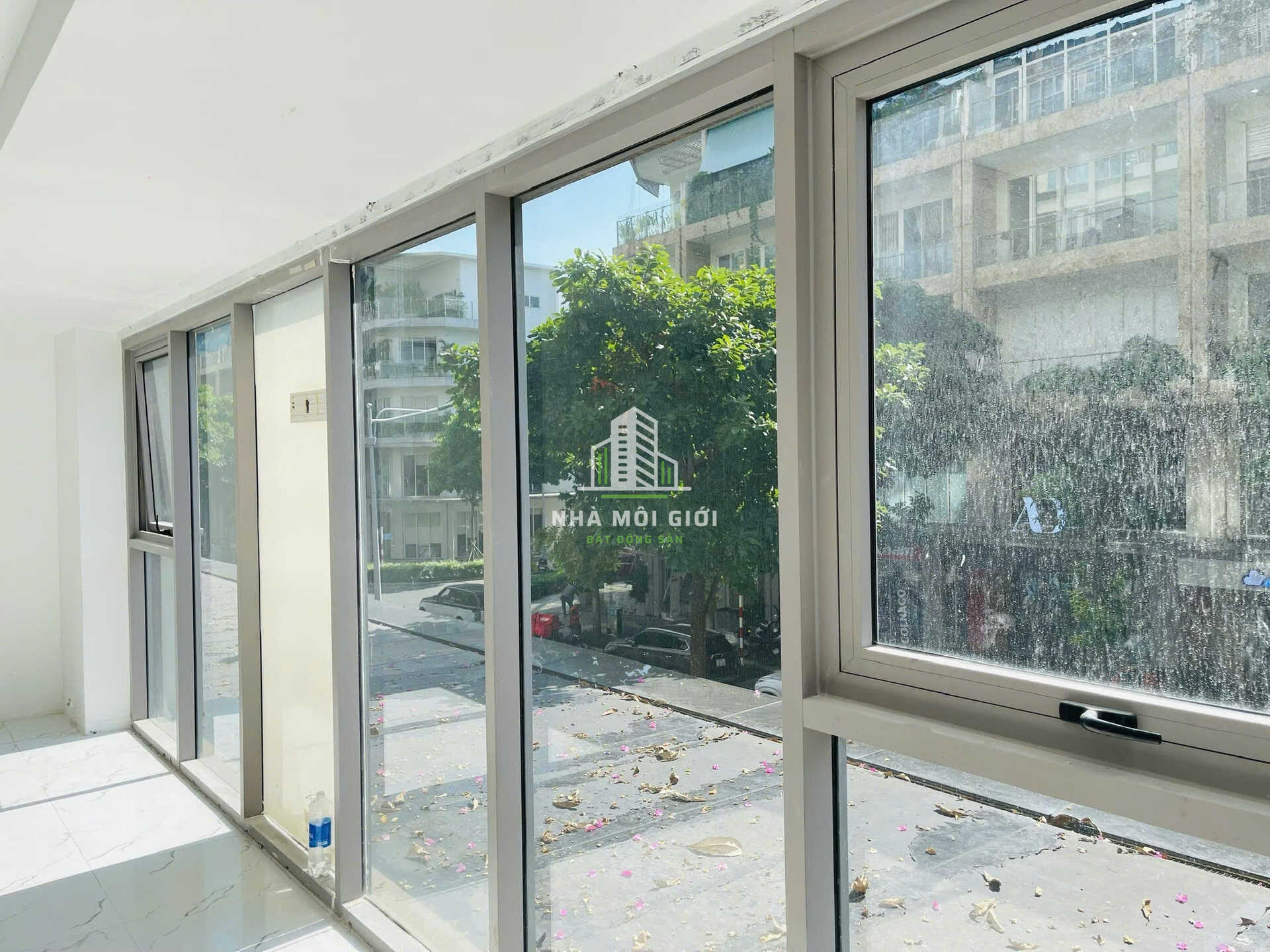 SHOPHOUSE SARINA CHO THUÊ NGUYÊN CĂN GIÁ 100 TRIỆU/THÁNG SHOPHOUSE SARINA CHO THUÊ NGUYÊN CĂN GIÁ 100 TRIỆU/THÁNG