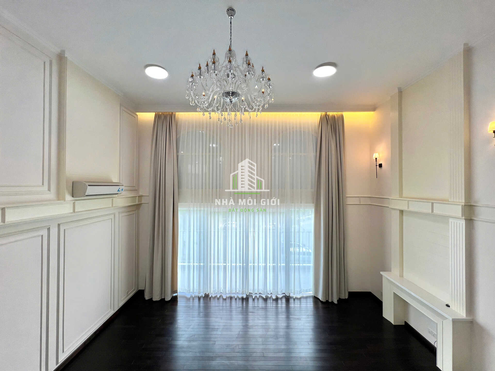 BÁN PENTHOUSE/DUPLEX VISTA VERDE 350M² – CĂN GÓC 3 MẶT TIỀN, 6PN5WC – 23,8 TỶ BÁN PENTHOUSE/DUPLEX VISTA VERDE 350M² – CĂN GÓC 3 MẶT TIỀN, 6PN5WC – 23,8 TỶ