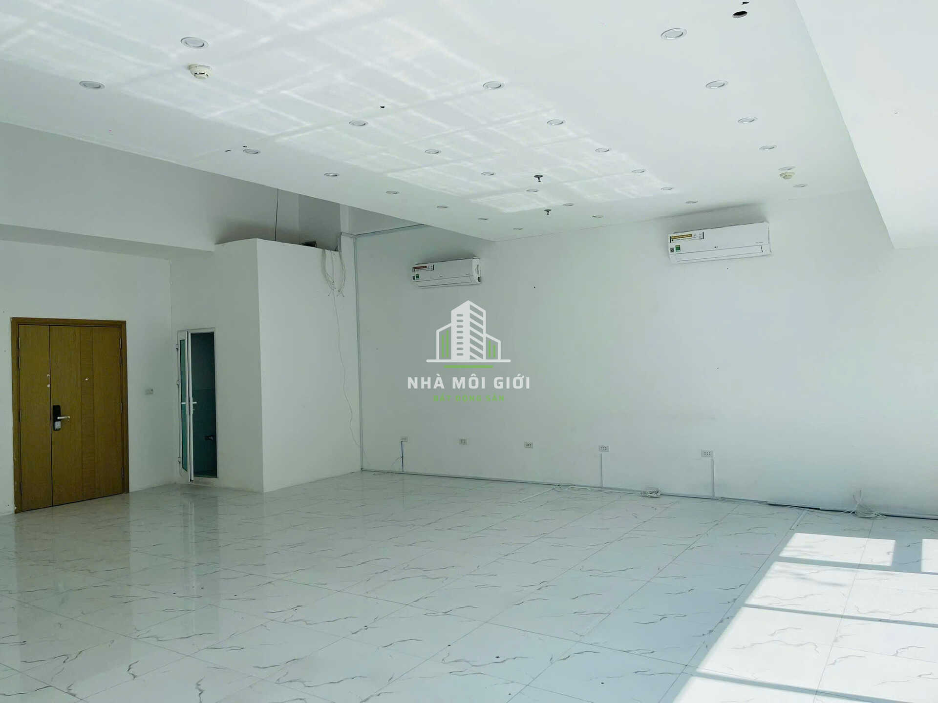 SHOPHOUSE SARINA CHO THUÊ NGUYÊN CĂN GIÁ 100 TRIỆU/THÁNG SHOPHOUSE SARINA CHO THUÊ NGUYÊN CĂN GIÁ 100 TRIỆU/THÁNG