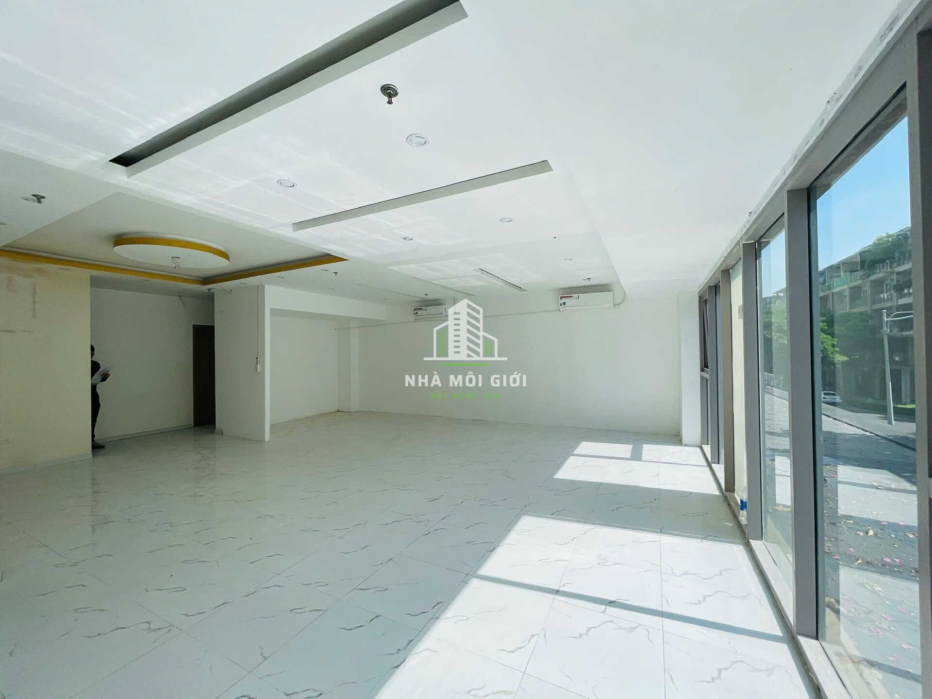 SHOPHOUSE SARINA CHO THUÊ NGUYÊN CĂN GIÁ 100 TRIỆU/THÁNG SHOPHOUSE SARINA CHO THUÊ NGUYÊN CĂN GIÁ 100 TRIỆU/THÁNG