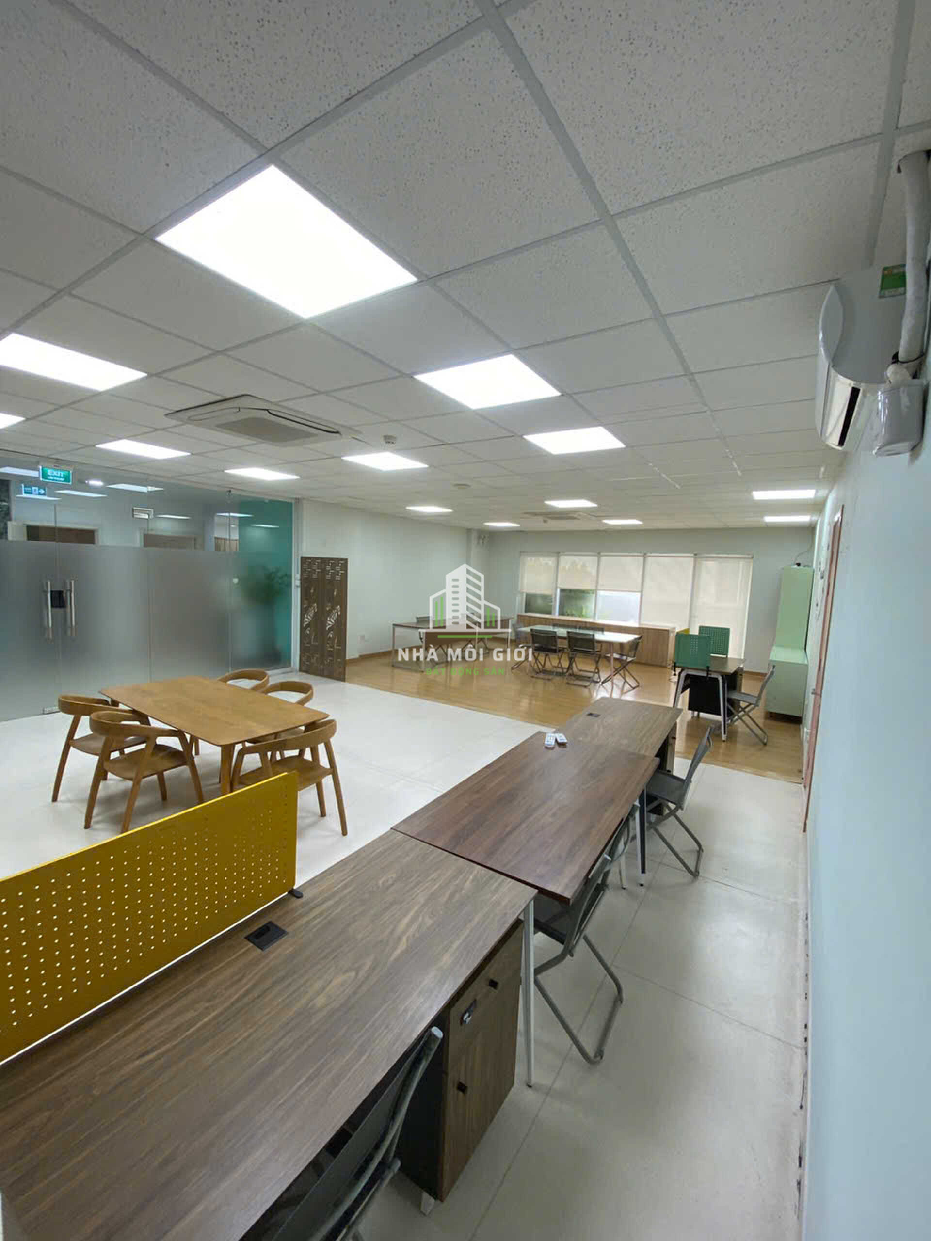 Khi không gian làm việc trở thành một tác phẩm nghệ thuật tại SariTown Sala Khi không gian làm việc trở thành một tác phẩm nghệ thuật tại SariTown Sala